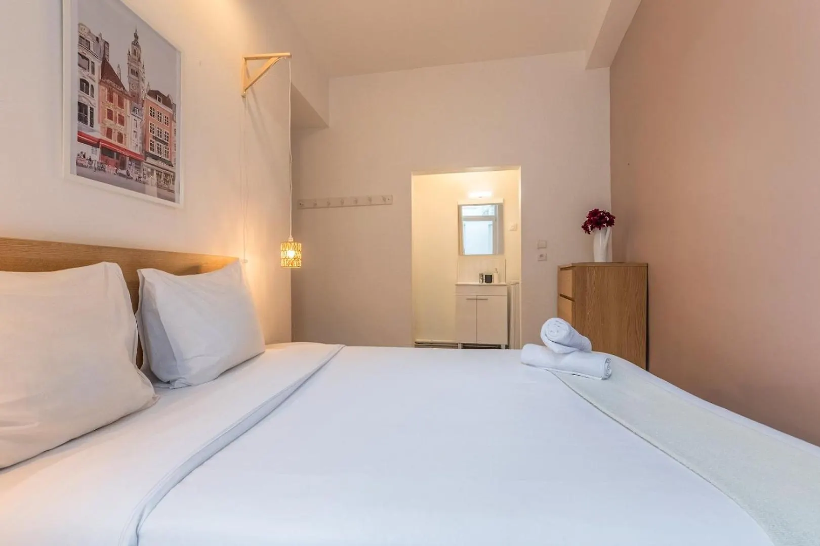 Lille Gares - 50M2 Apartment! Апартаменты