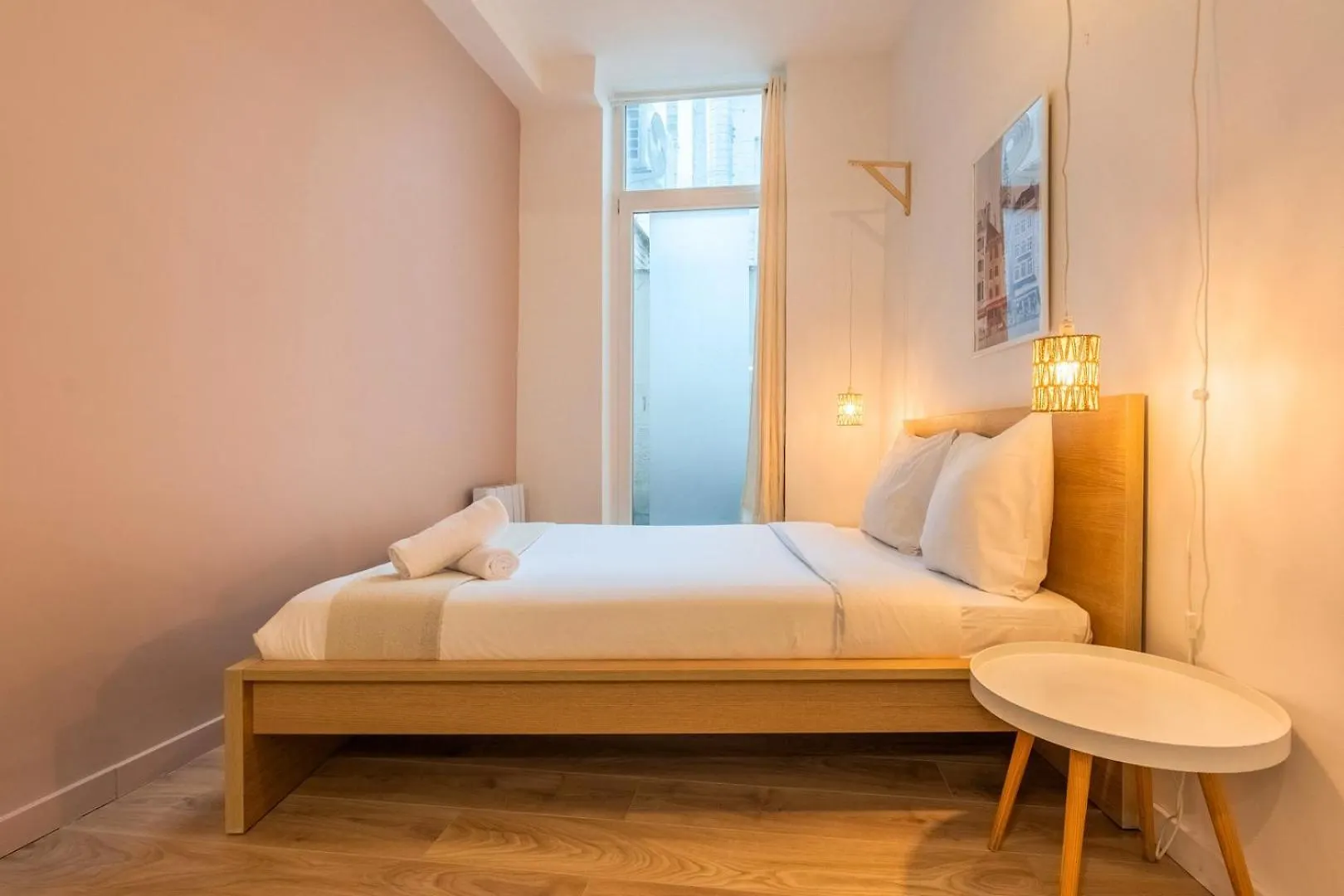 Апартаменты Lille Gares - 50M2 Apartment!